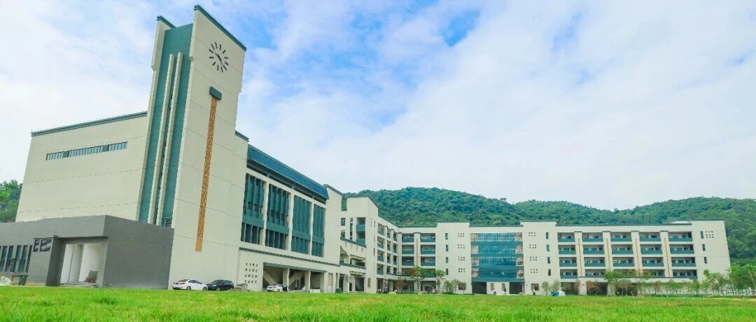 金灣三灶中學(xué)金秋交付|珠海建工集團(tuán)圓滿建成三灶新建中學(xué)，為金灣教育注入新活力